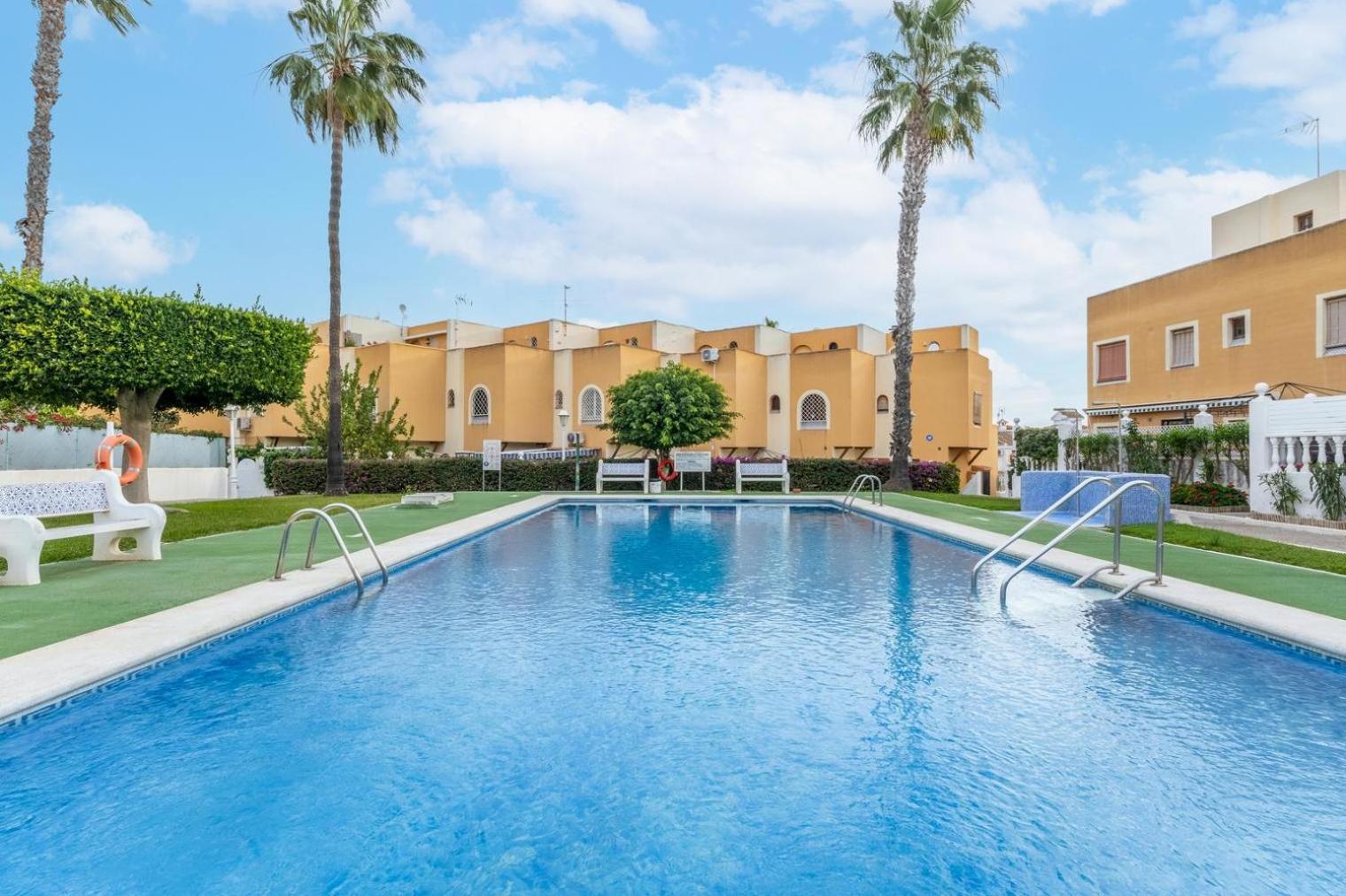 059 Bungalow Torrelamata Torrevieja Exterior photo