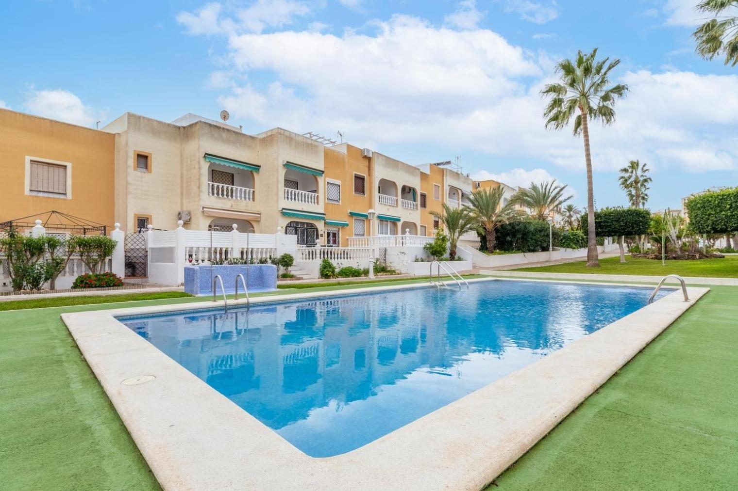 059 Bungalow Torrelamata Torrevieja Exterior photo